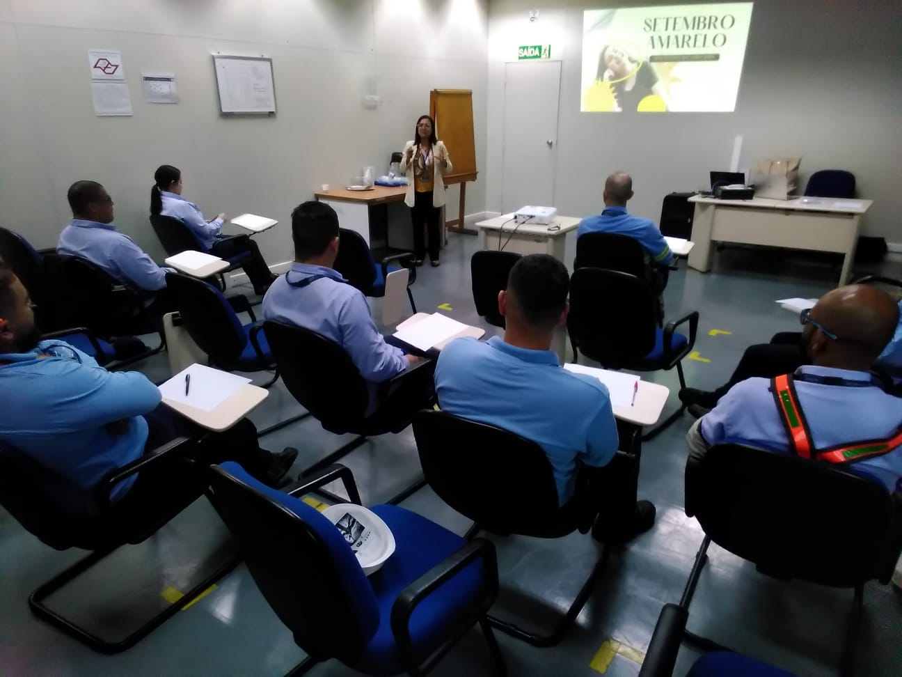 COMO A BAIXA AUTOESTIMA PODE ATRAPALHAR SUA VIDA